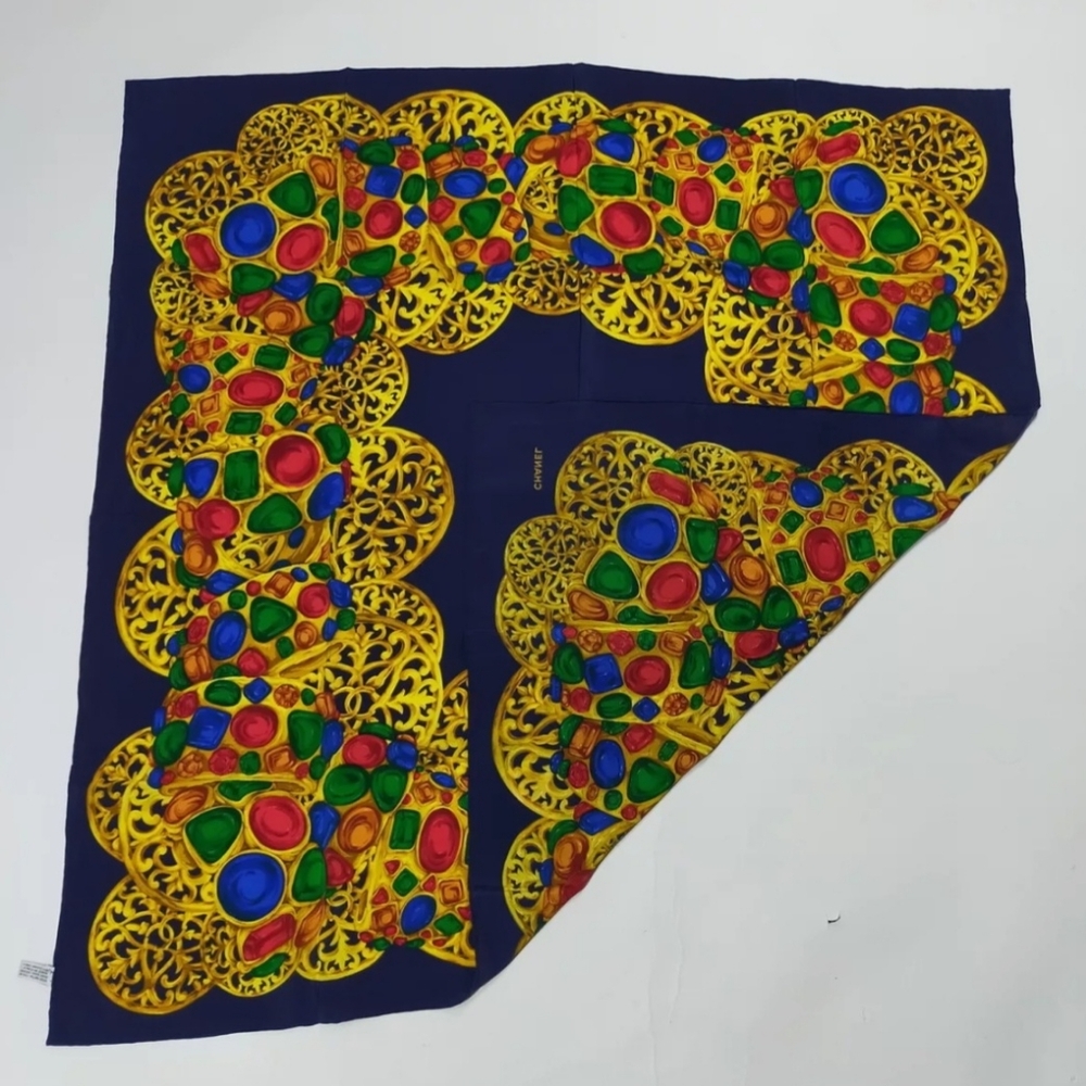🔥NWOT Chanel Bijoux 100% Silk Multicolor Gem Scarf With Box - Picture 7 of 10